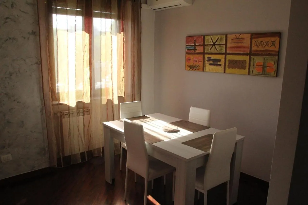 דירות Capital House Roma 0*, רומא איטליה